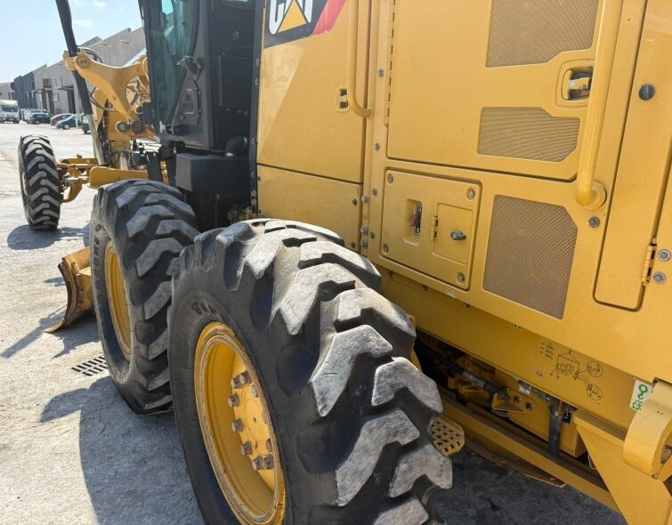 CATERPILLAR  12M3 AWD ***REGISTERED***